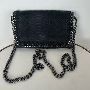 Black Ginuwine leather made in Italy